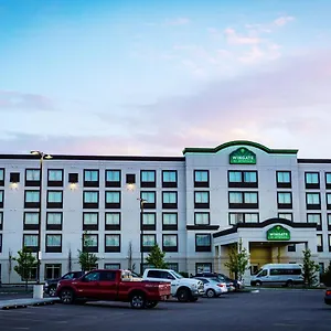 Hotel Wingate By Wyndham Airport, YYC