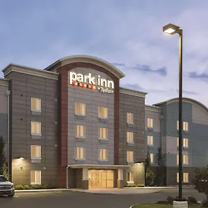 Estalagem Park By Radisson, Airport North, Ab, YYC